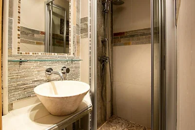 VAL THORENS KOMFORTABLE 3 ZIMMER 6 PERSONEN I...