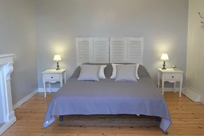 Villa in Locquirec mit Garten