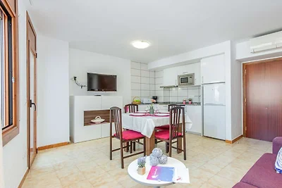 Appartement vlakbij het zandstrand van Nova