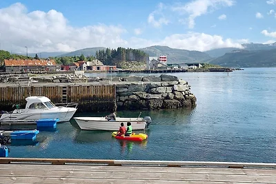 6 persone case ad MÅLØY