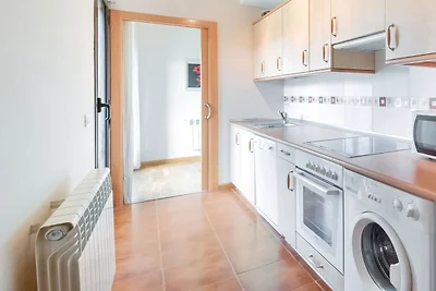 Schicke Wohnung mit 2 Schwimmbädern, Garten