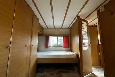 Komfortables Chalet auf ruhigem Campingplatz ...