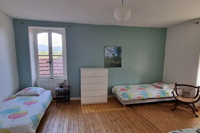 Fourteen-Person Valréas Holiday Home