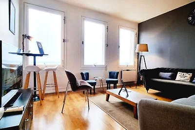 Parcheggio con vista sulla baia della Senna P...