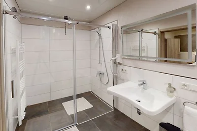 Ferienwohnung mit 2 Schlafzimmer