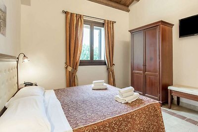 Gemütliches Ferienhaus in Carlentini mit Pool