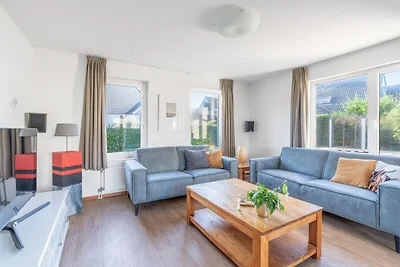 Charmante Villa in der Nähe von Meer und Wald