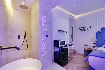 Suite met airconditioning en jacuzzi Beaubour...