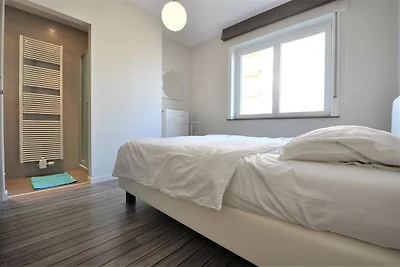 Gemütliche 4-Zimmer-Wohnung in Mistral 8...