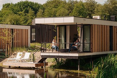 Wellnesslodge met sauna op een vakantiepark