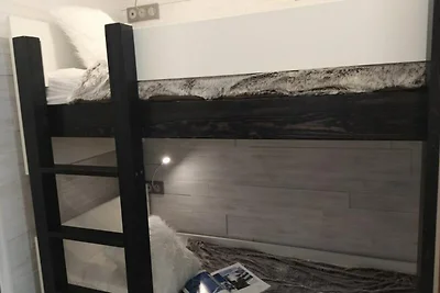 ANGENEHME 2 ZIMMER FÜR 6 PERSONEN AM EINGANG ...