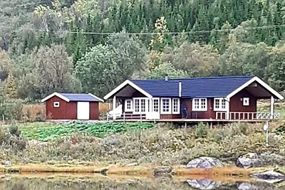 6 Personen Ferienhaus in Laukvik-By Traum