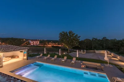 Villa en Labin con piscina