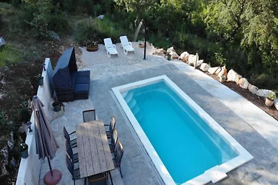 Holiday home Jadrić - Holiday home with  Pool