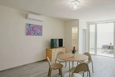 Apartamento Moderno con Terraza Exclusiva