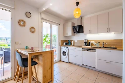 Apartment in Saint-Raphaël in Strandnähe