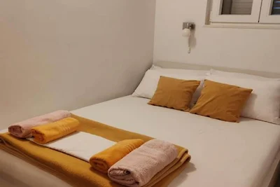 One Bedroom Apartment With Terrace And Sea...