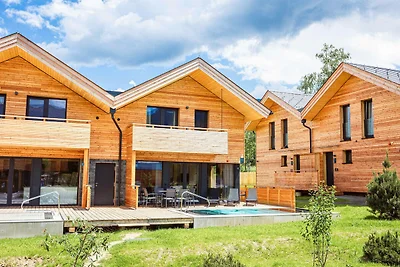 Attraktives Ferienhaus mit Pool
