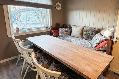 4 Personen Ferienhaus in Stonglandseidet-By...