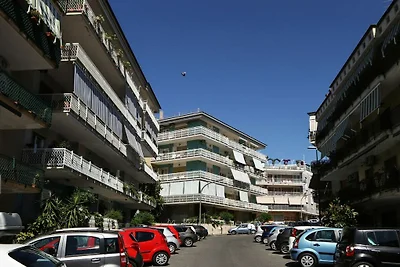 Appartement met terrazzo in Capodimonte