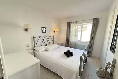 Appartement aan het strand met balkon