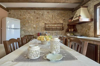 Spiacious Italian villa