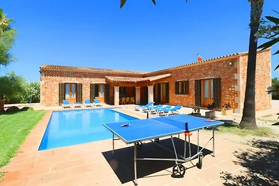 Haus in Campos mit Pool und Gartenblick