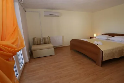 One-Bedroom Apartment With Terrace And Sea Vi...