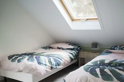 Villa in Otterlo mit Terrasse und Wifi