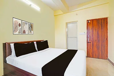 Super Hotel O Srigandhakavalu