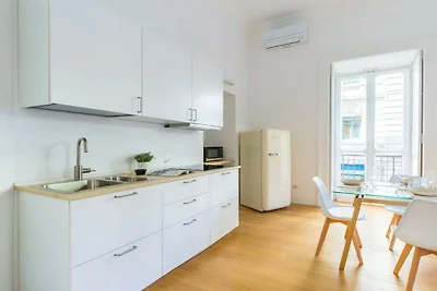 Piazza Amedeo Stijlvol appartement