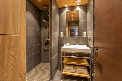 Appartement bij het centrum van Val Thorens