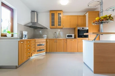 Modern Escape with Private Pool - 4 Bedroom...