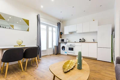 Komfortable Wohnung -1BR/4P- La Roquette