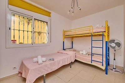 Przestronny wypoczynek w pobliżu wybrzeża...