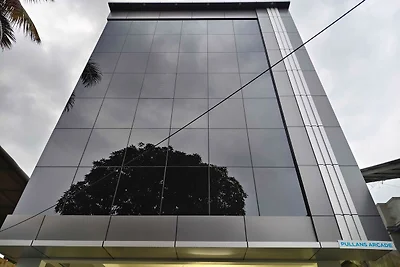 Super Hotel O Chakkaraparambu Vyttila