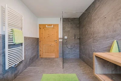 Ferienwohnung in Gsies mit Schwimmbecken