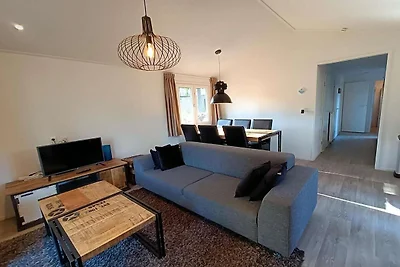 Familienchalet mit Essbereich im Freien
