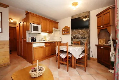 Apartment in Les Houches mit Pool und...