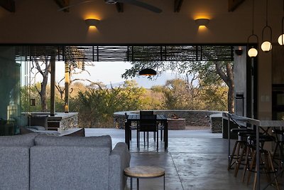 Sontuosa villa a Hoedspruit con vasca...