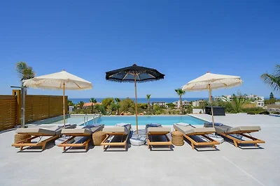 Spaziosa villa con piscina a Heraklion
