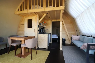 Luxuriöses Zelthaus mit Infrarotsauna