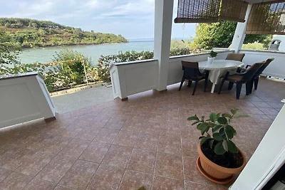 Miral Beach - direkt am Meer