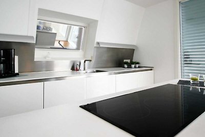 Schwimmendes Ferienhaus mit einer...