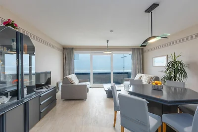 Ruim appartement op de 1e verdieping