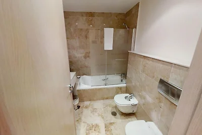 Appartamento soleggiato a Marbella vicino al...