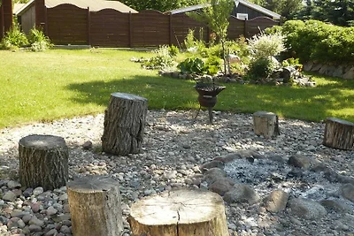 Komfortable Ferienwohnung, Auβenpool, Darlowo
