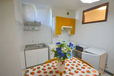Einladendes Ferienhaus mit Terrasse