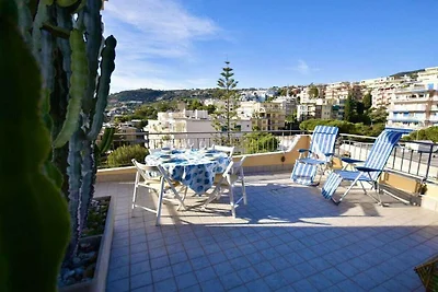 Blue Sky Apartment