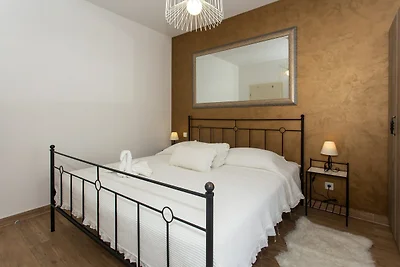 Apartments Aqua - Two Bedroom Apartment with ...